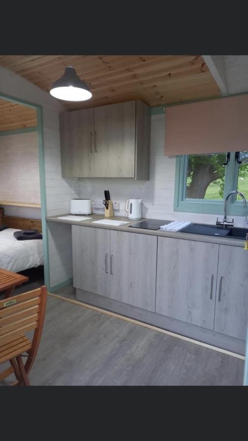 Shepherds Hut Lowri * Dolgellau